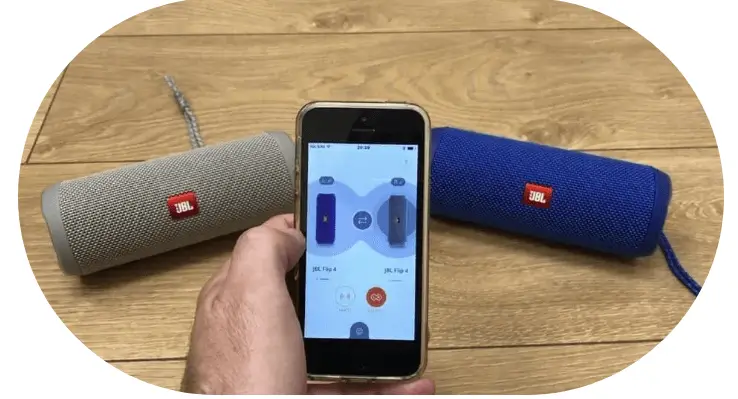 connect two bluetooth speaker to one iPhone