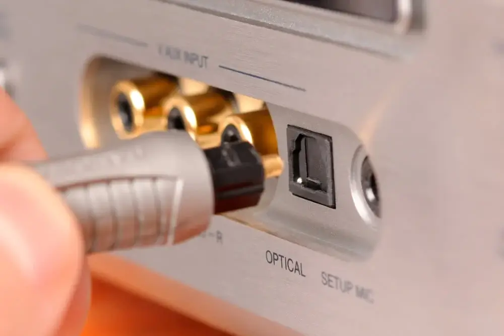 Connecting onn soundbar using an optical cable